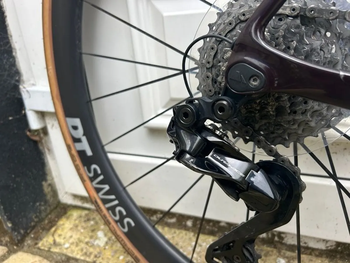 Di2 DuraAce, Canyon CF SLX 9. Frame size L - Image 3