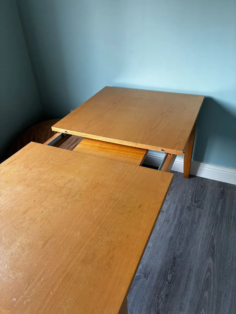 Kitchen table - Image 2