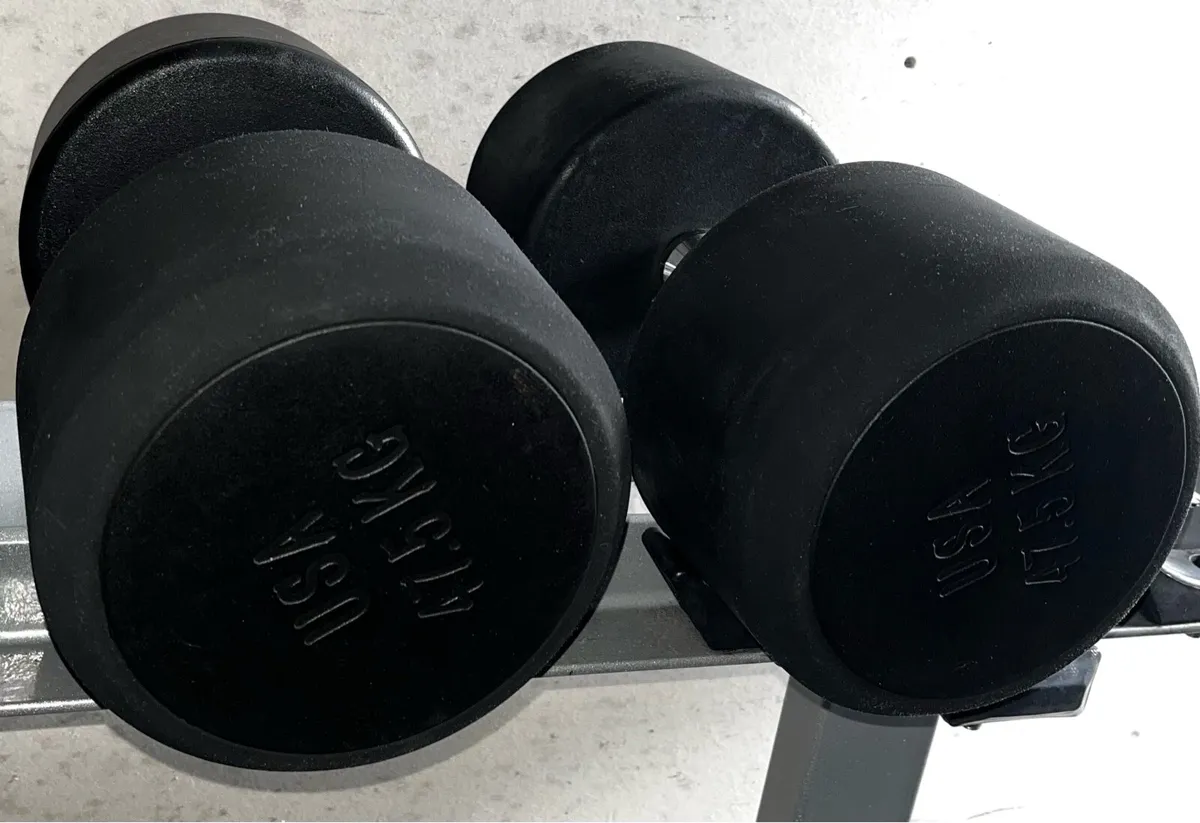 42.5kg ,45kg ,47.5kg heavy rubber dumbbells - Image 3