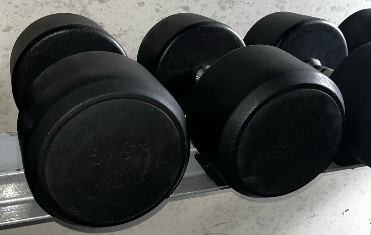 42.5kg ,45kg ,47.5kg heavy rubber dumbbells - Image 4