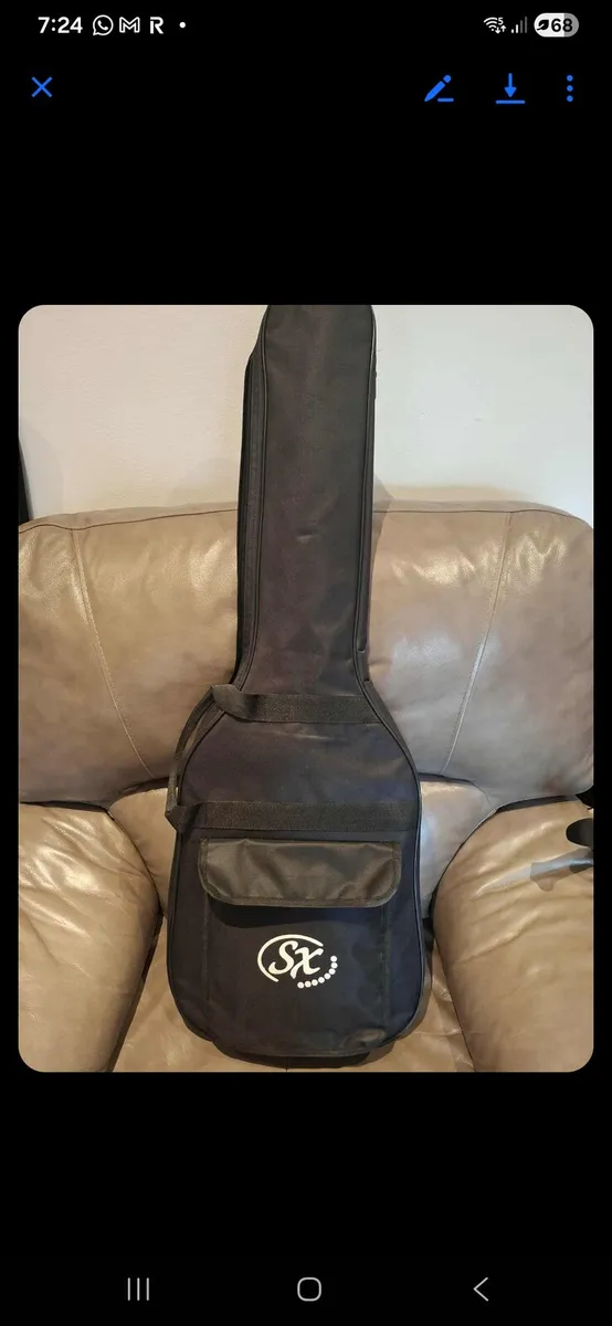 Electric Guitar - Image 2