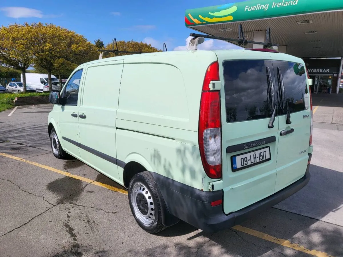 Mercedes Vito 2009 - Image 2