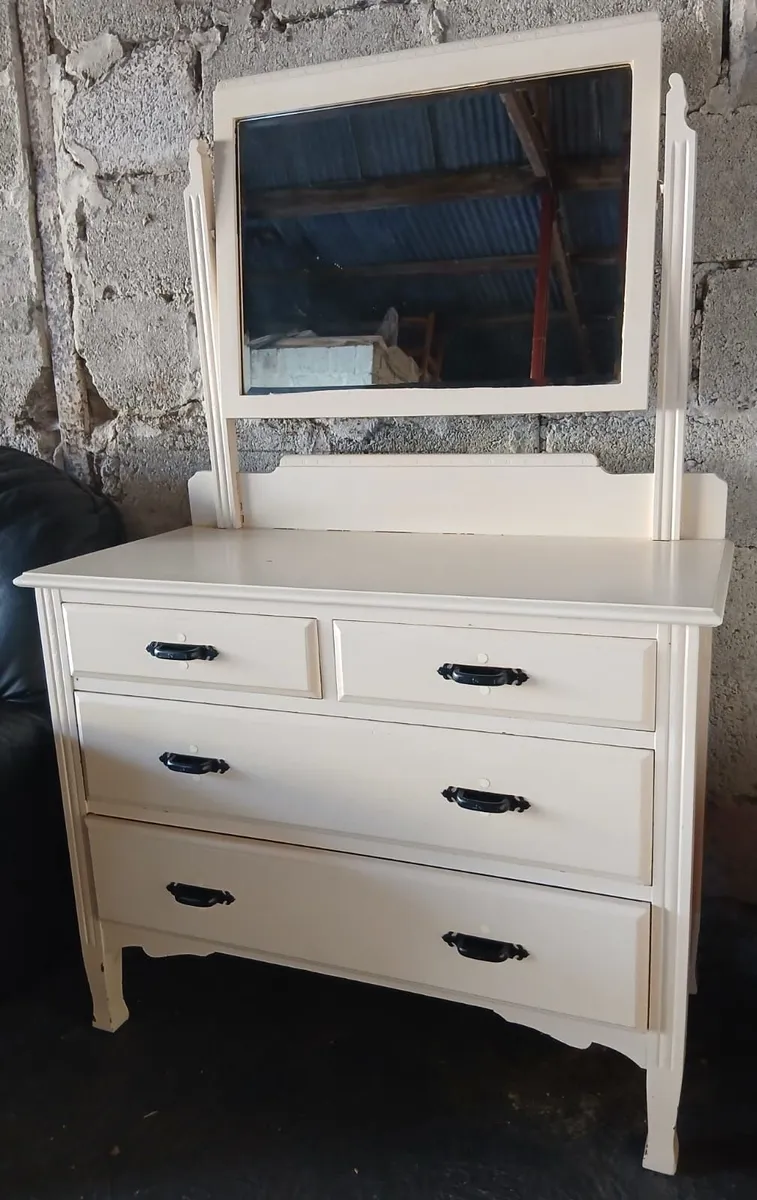 Dressing Table with Swivel Mirror