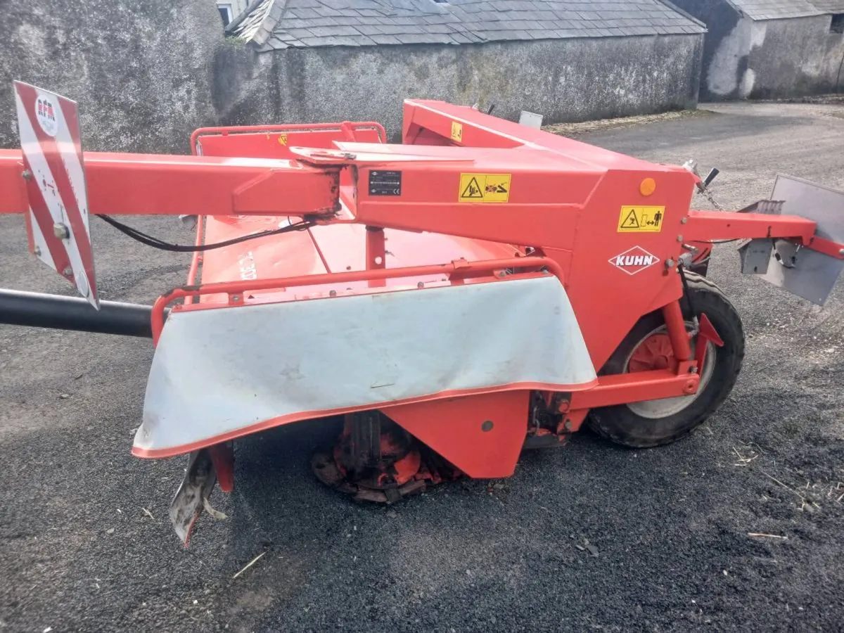 Kuhn 302g mower coditioner - Image 4