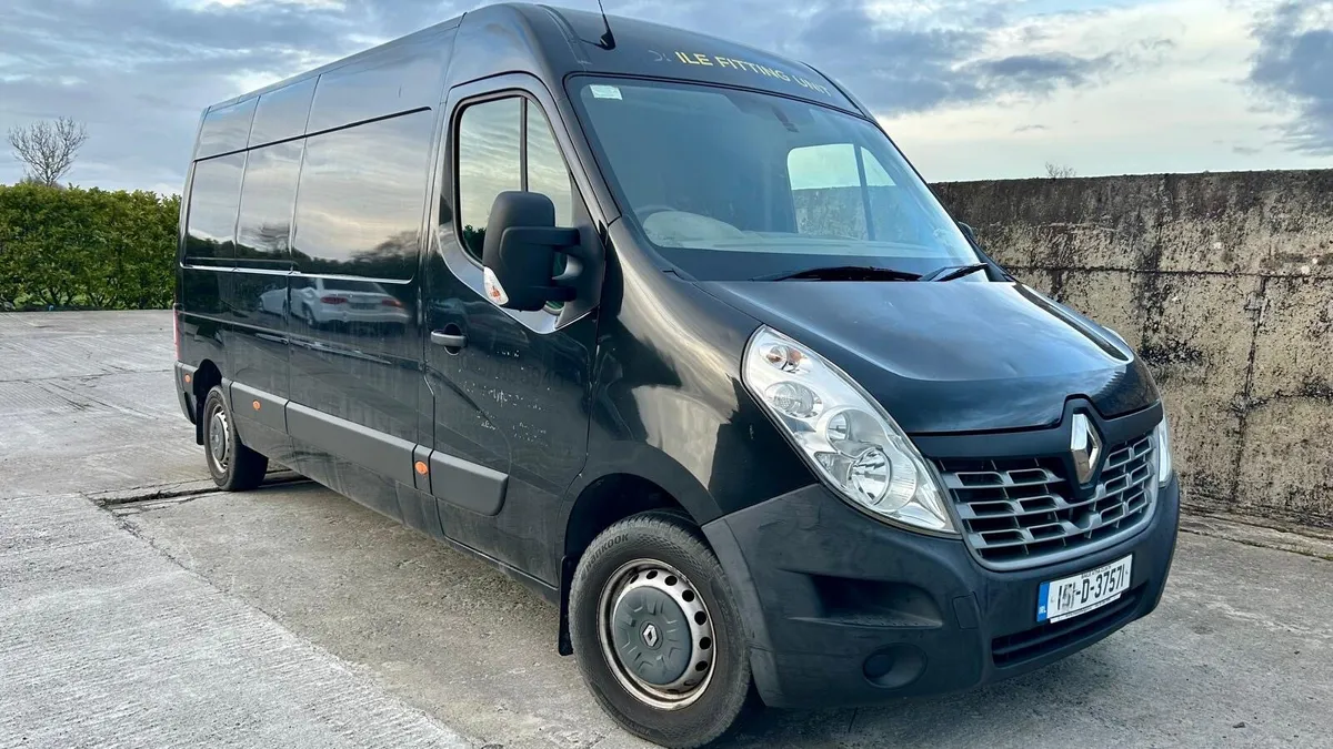 2015 Renault Master - Image 1