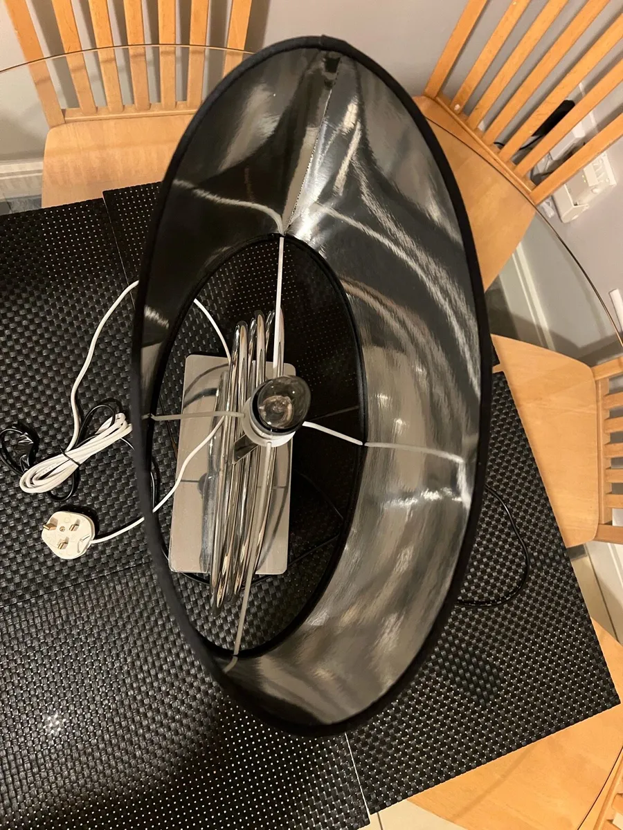 Black Table Lamp - Image 4