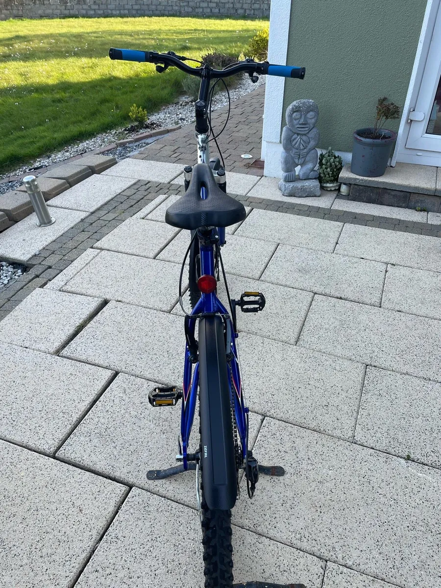 Trek 4300 mountain bike - Image 4