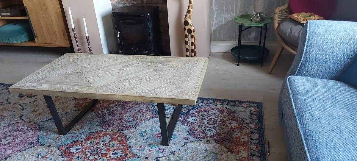 Coffee table new - Image 1