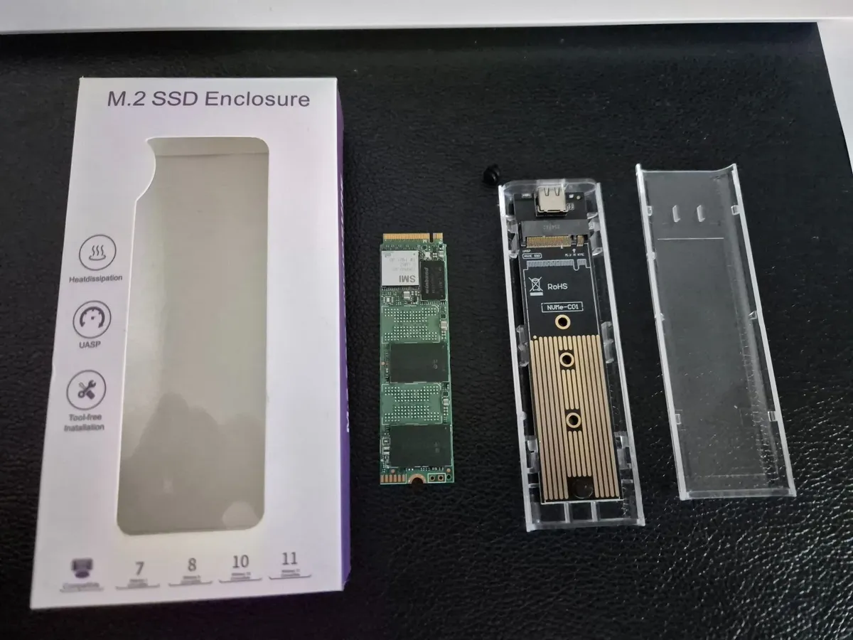 External Intel SSD 512GB - Image 3