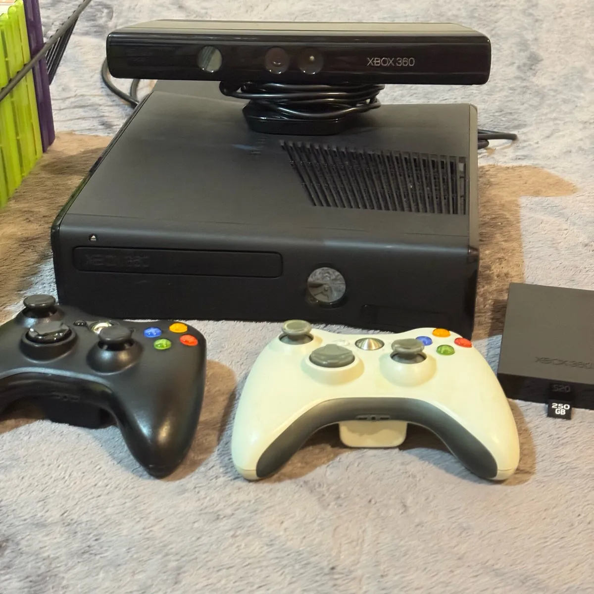 Xbox 360S 250GB - Image 2