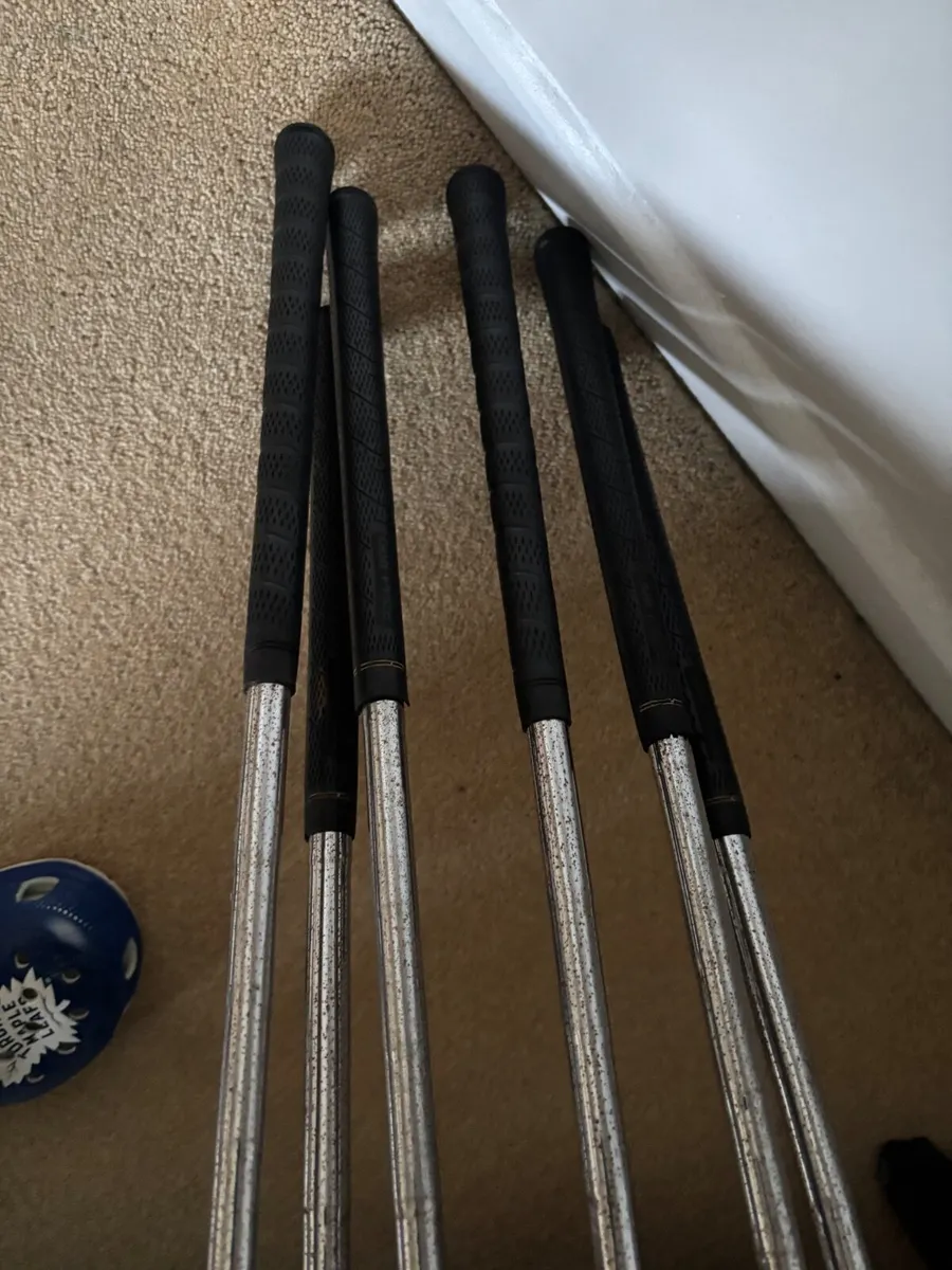 Mizuno golf irons 5-PW - Image 3
