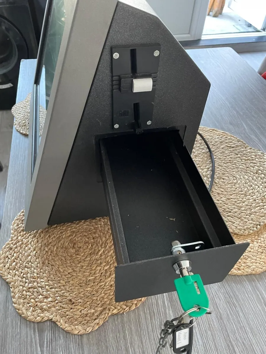 Gaming Machine - Image 2