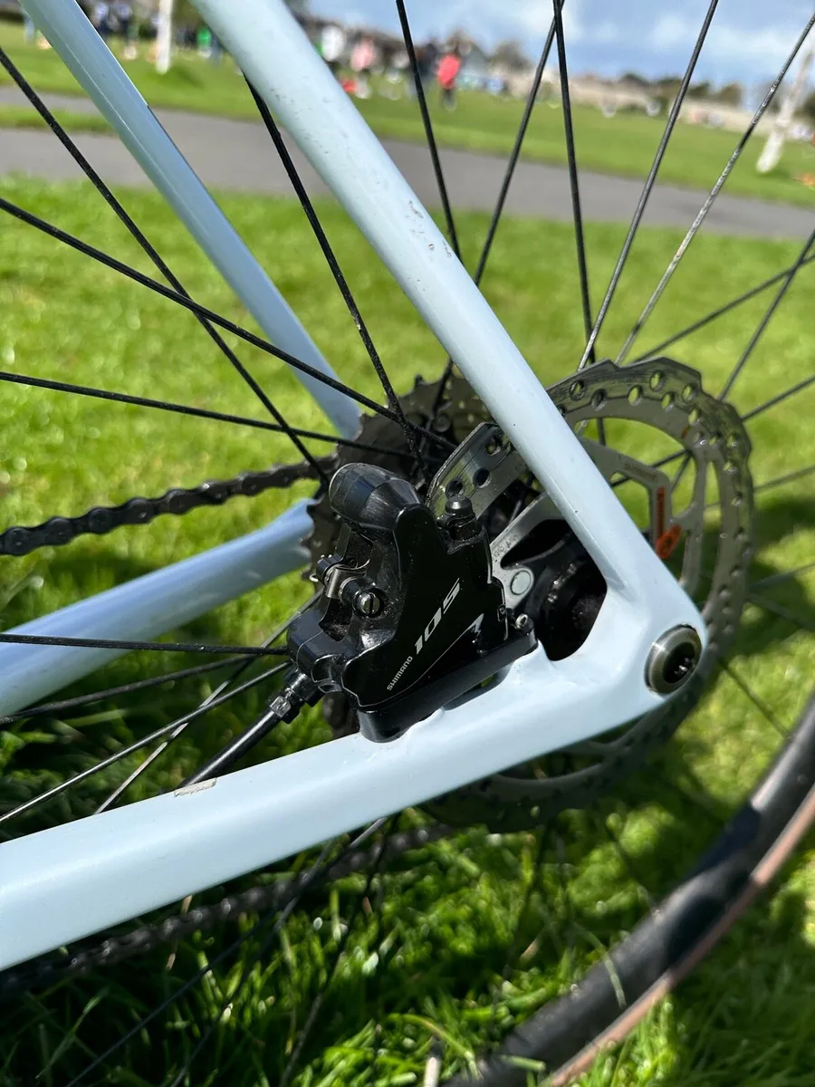 Full Carbon Road Bike - Image 3