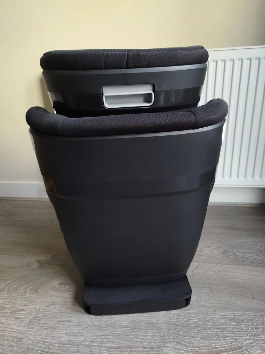 Car seat - Image 4