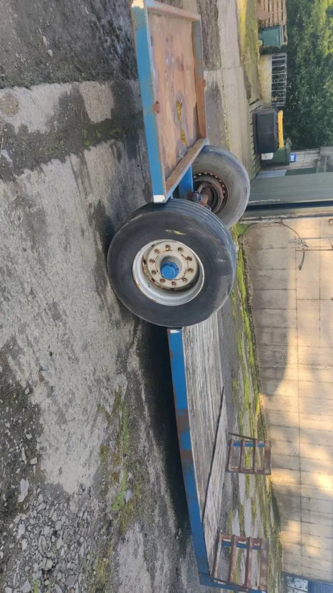 Low loader/ Bale trailer - Image 1