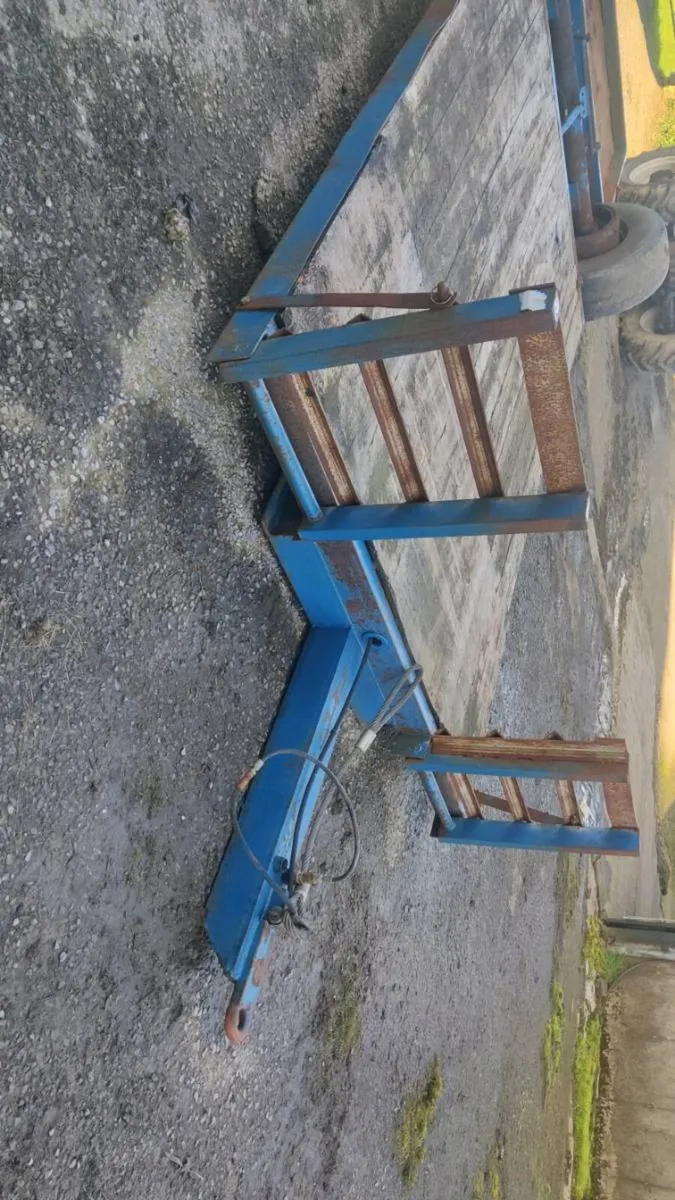 Low loader/ Bale trailer - Image 2