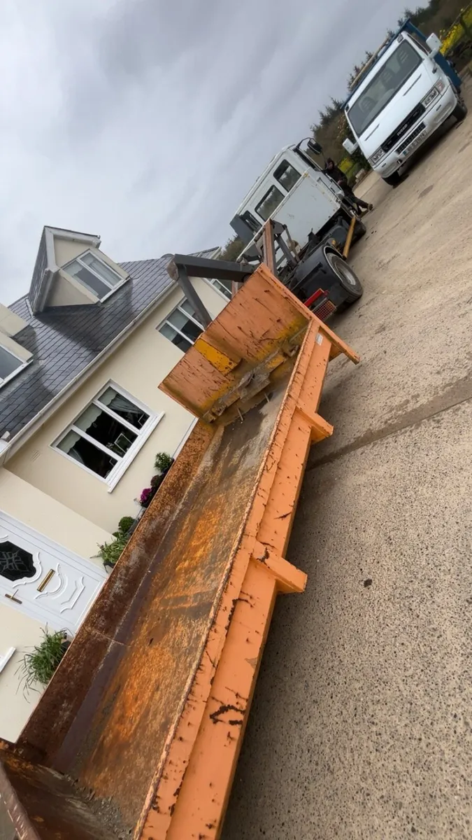 Iveco 100E17 hooklift - Image 3