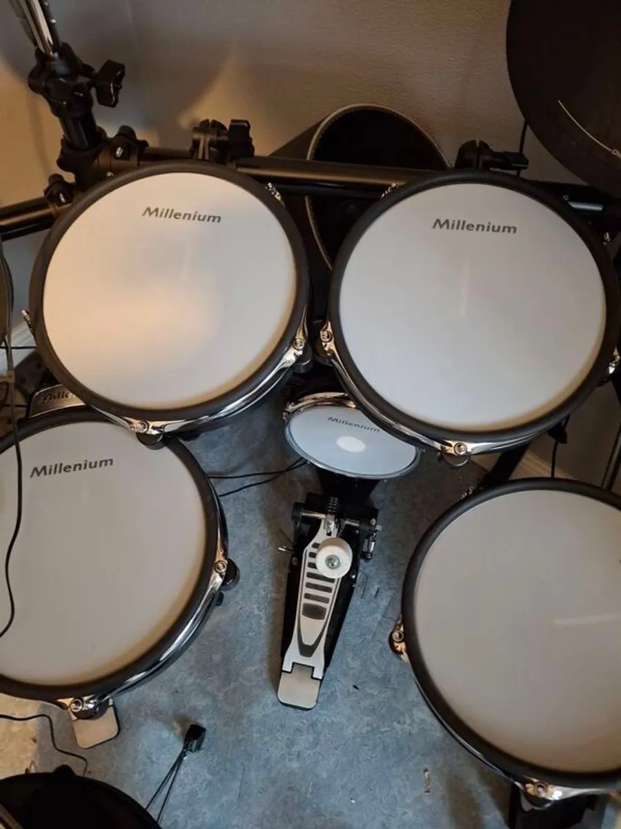 electronic drum kit - Image 2
