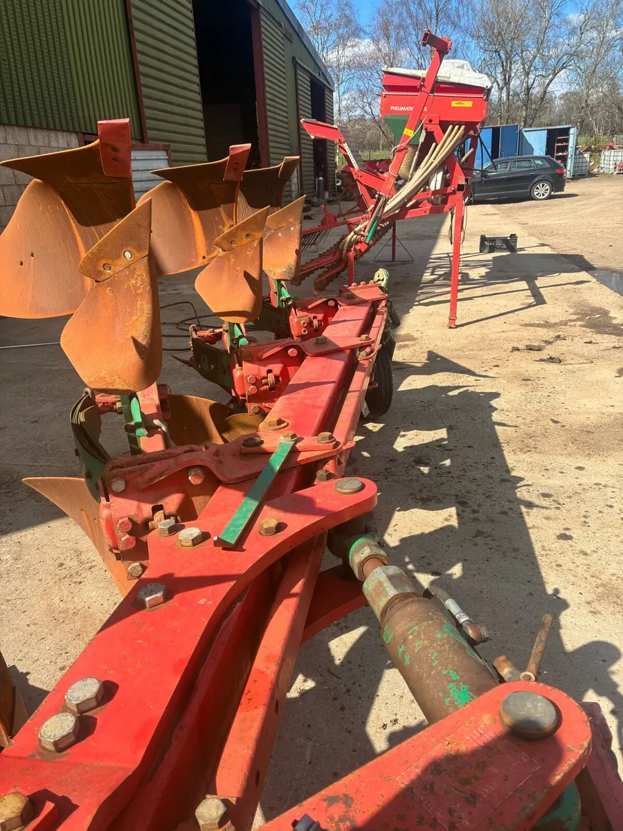 Kverneland 4 furrow plough - Image 4