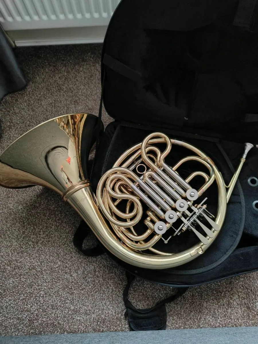 French horn - Image 1