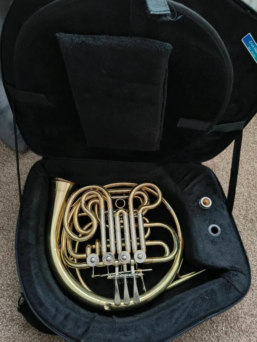 French horn - Image 2