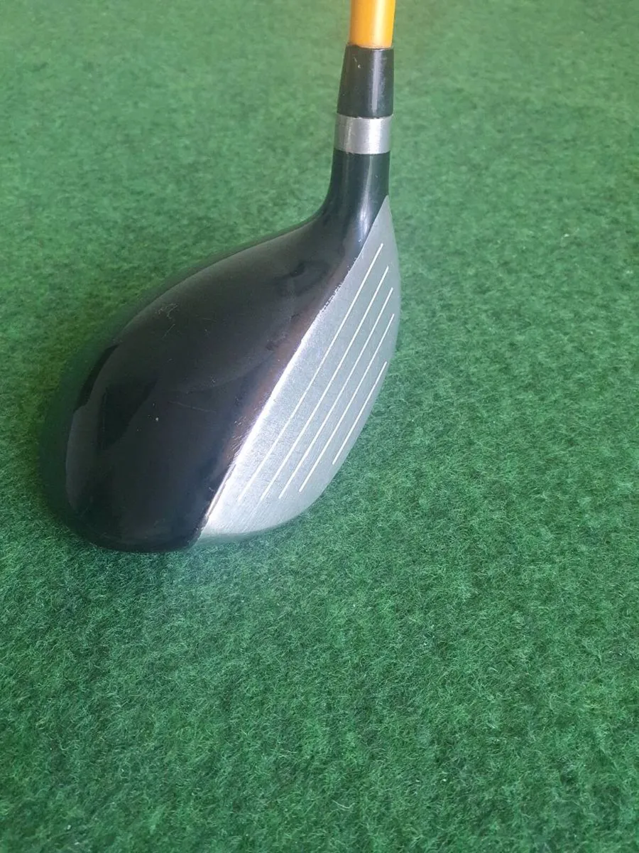 2022 COBRA SPEEDZONE XTREME DRIVER  WHITE EDITION - Image 2