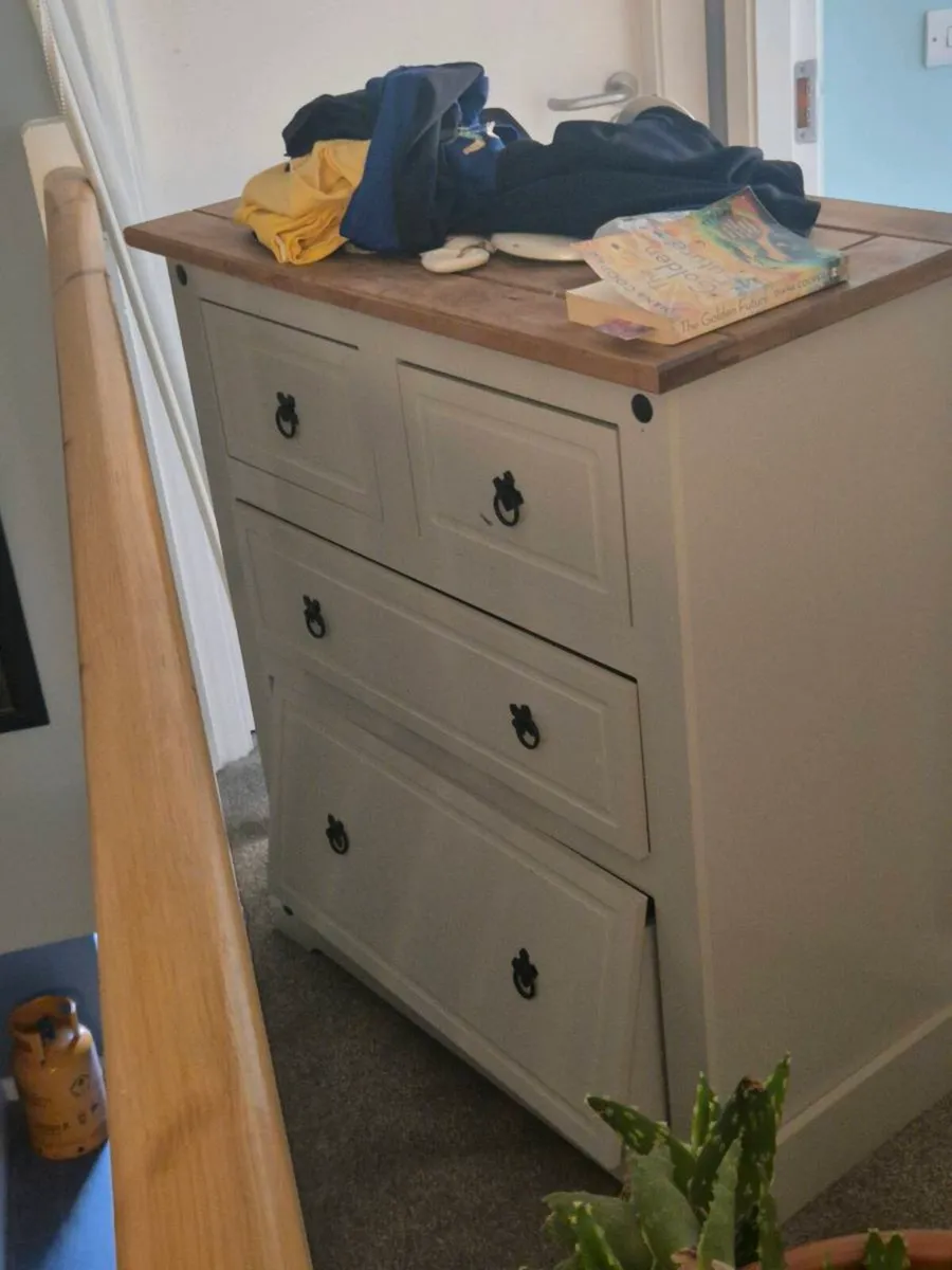 2 lockers and dresser - Image 1