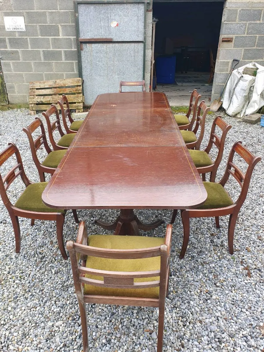 𝗗𝗶𝗻𝗶𝗻𝗴 𝗦𝘂𝗶𝘁𝗲 - Image 1