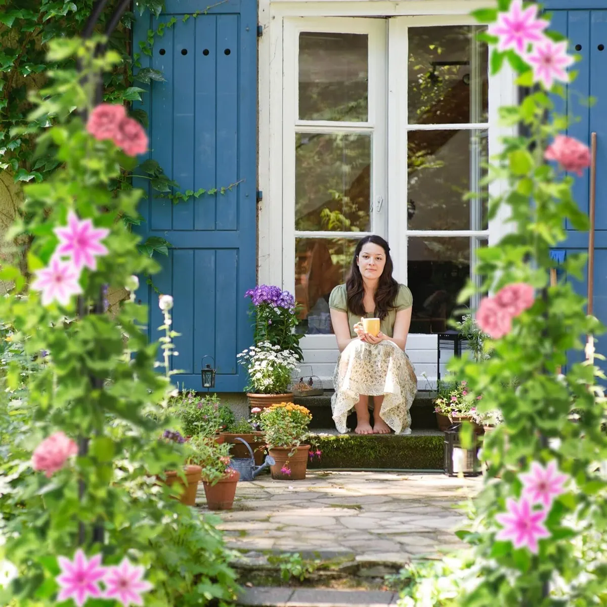 Metal Rose Arch Garden Arbour HxWxD: 230 x 100 40 - Image 4