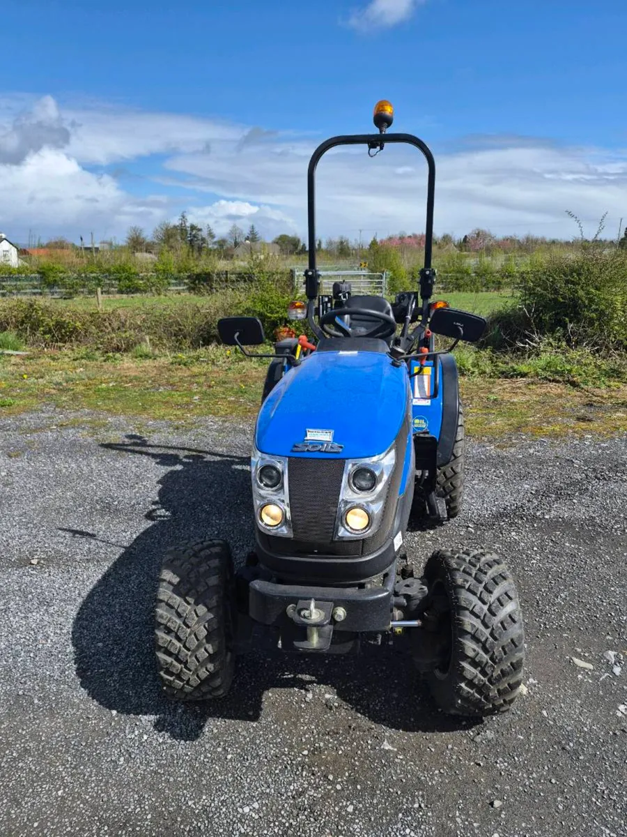 Solis tractor 26m 10750 including vat - Image 3