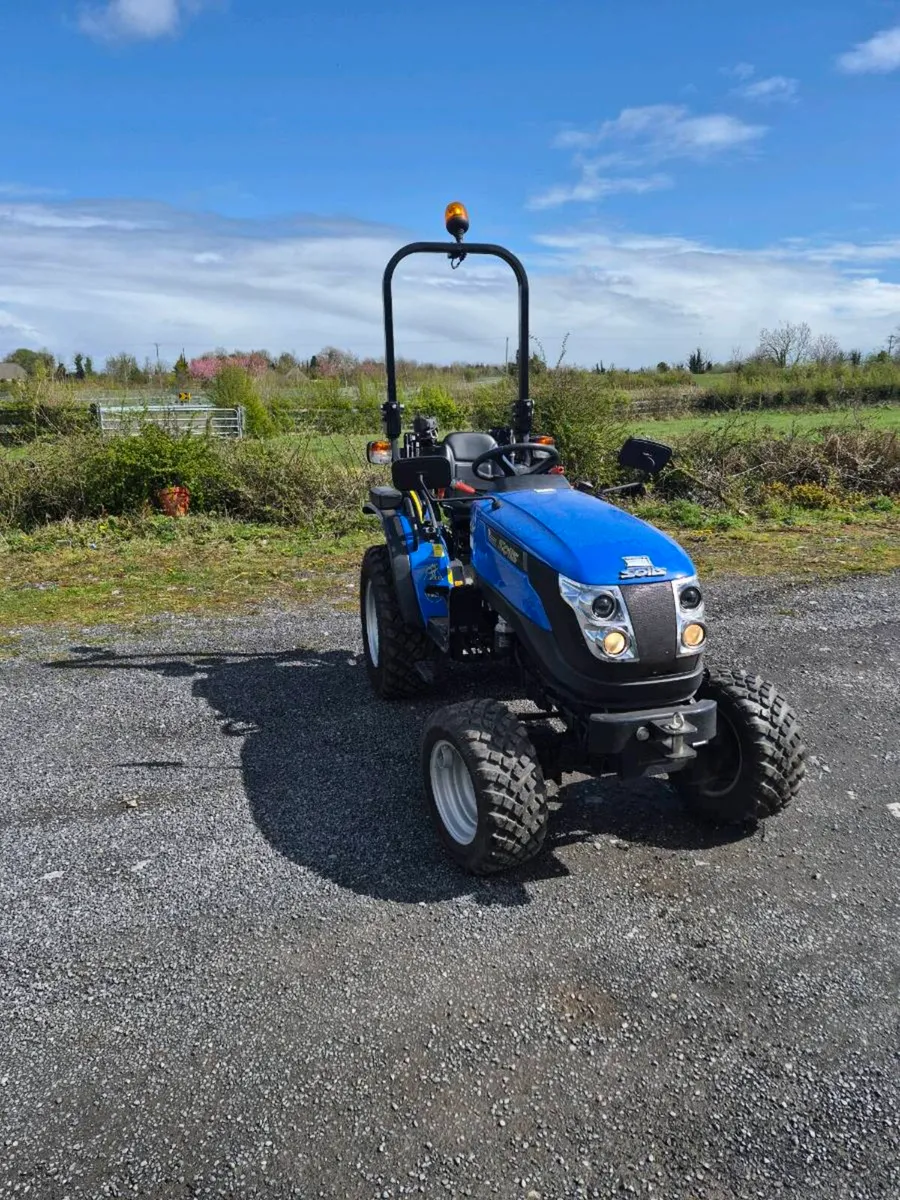 Solis tractor 26m 10750 including vat - Image 4