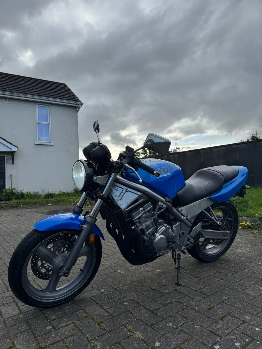 Honda CB1 400cc nc27 1993 - Image 4