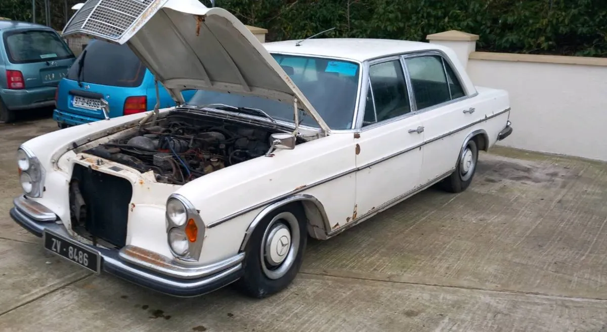 1966 Mercedes-Benz SEL 300 BARN FIND - Image 1