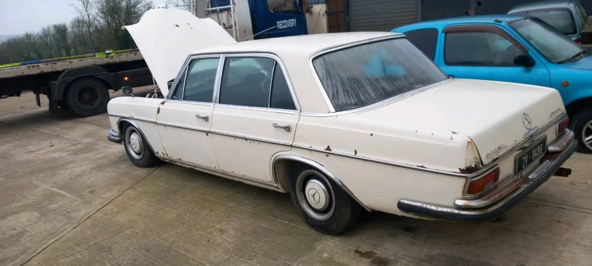 1966 Mercedes-Benz SEL 300 BARN FIND - Image 2
