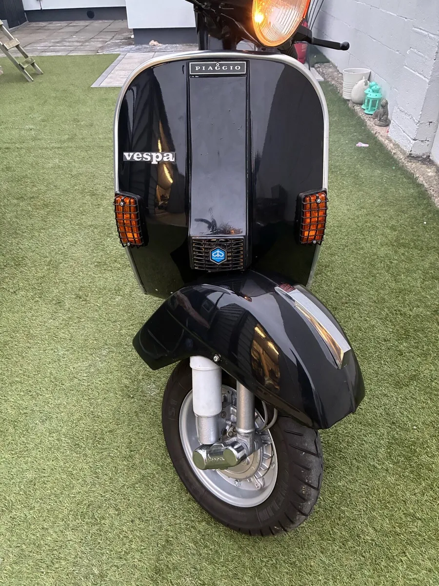 Vespa - Image 1