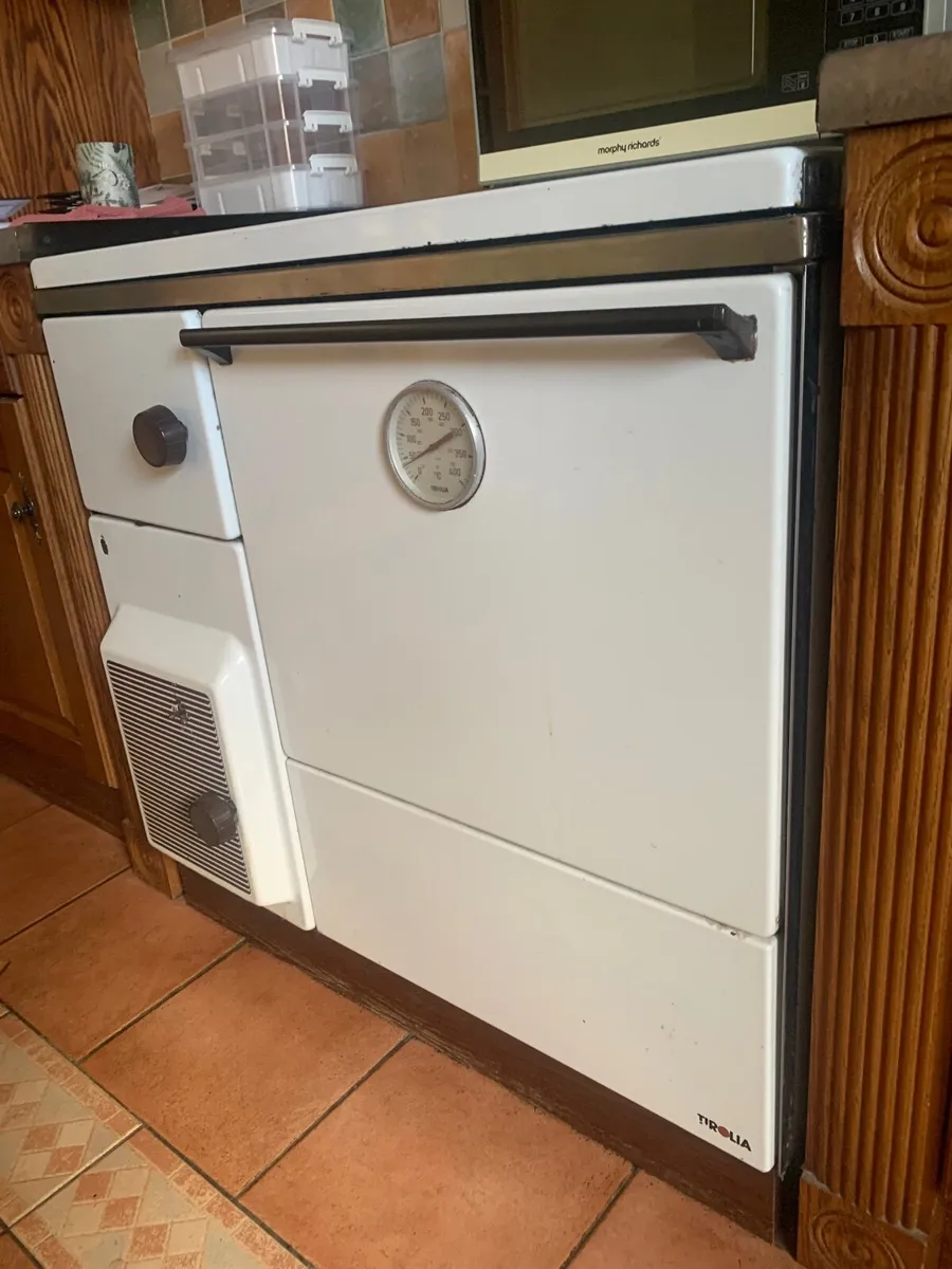 Tirol is oil fired cooker - Image 2