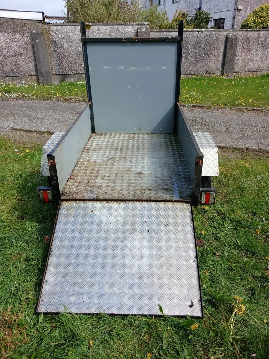 2 trailers - Image 3