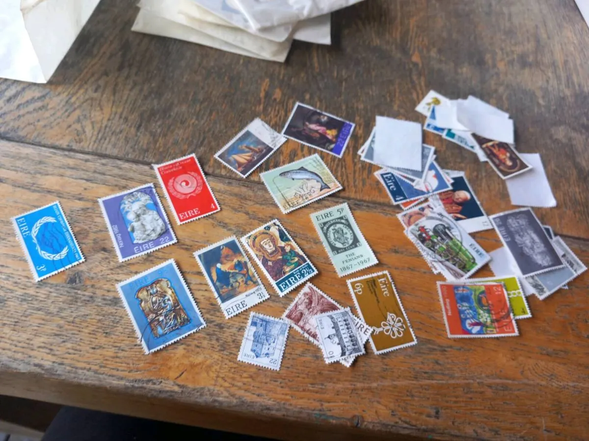 4,940 global vintage stamps, D18 post 10e - Image 4
