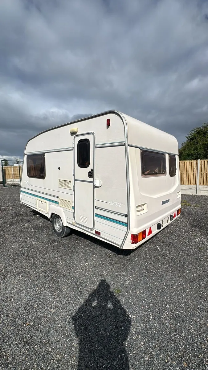 MINT SUPERLIGHT Ranger 2 Berth Caravan - Image 2