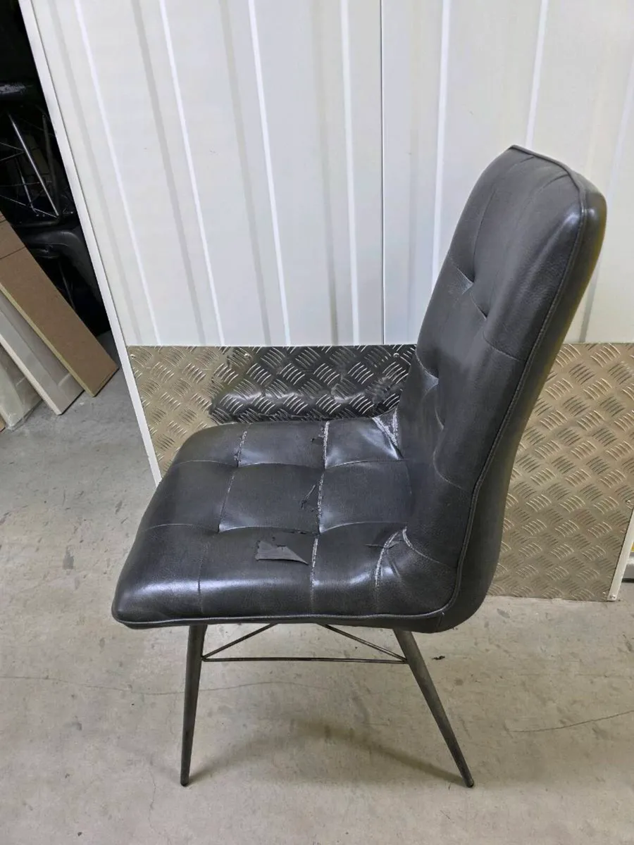 Dining room chairs - Image 3