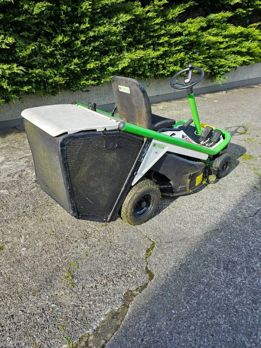 Ride on mower - Image 2
