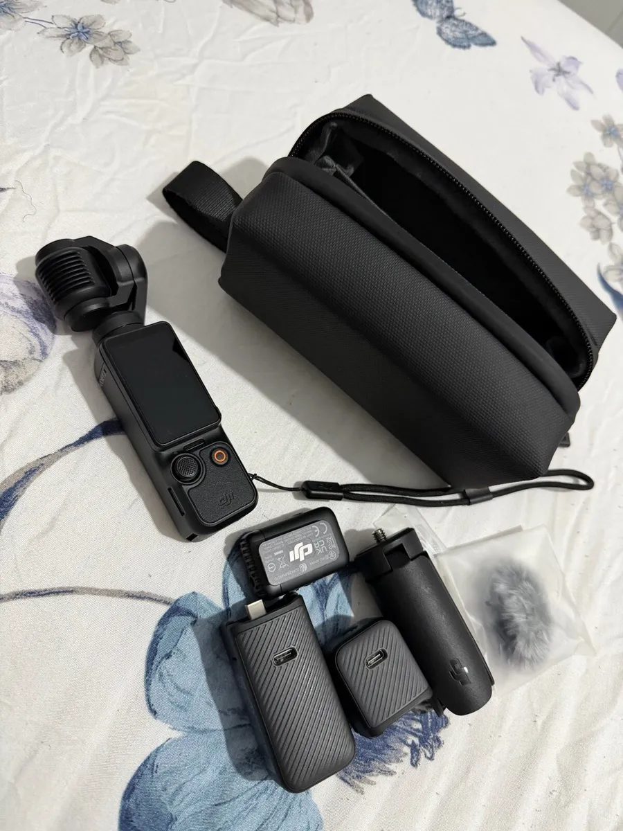 DJI Osmo Pocket 3 (Creator Combo) - Image 4