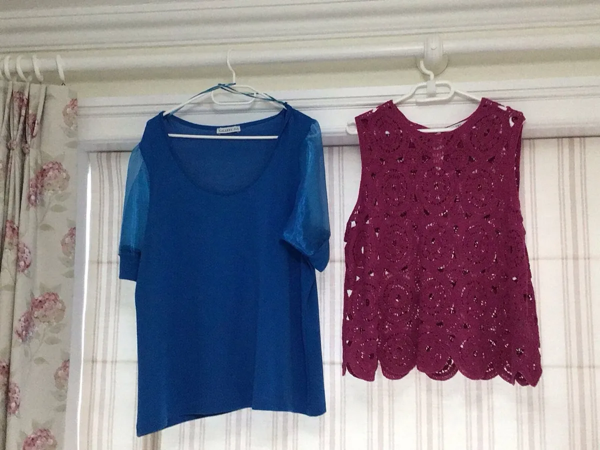 Ladies clothing - Image 3