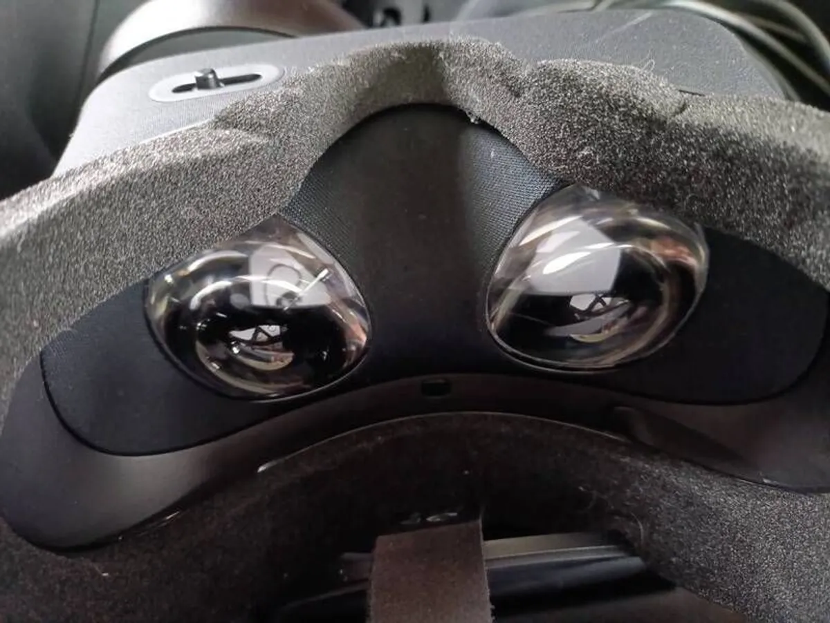 Oculus Rift VR headset + VR gunstock - Image 3