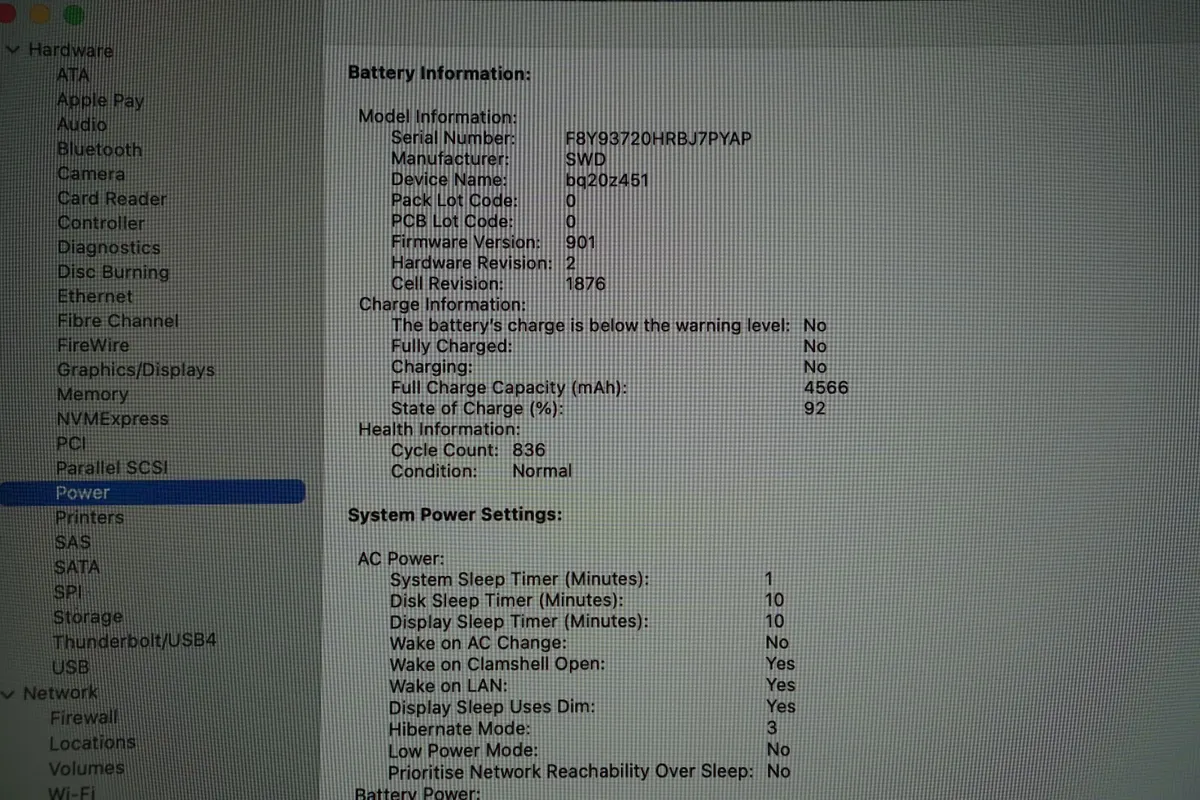 Apple MacBook Pro 13" (2019) | i5 2.4GHz | 16GB - Image 3