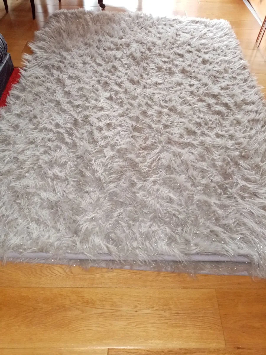 Set of 3 Rugs – Gold & Silver ... - Image 1