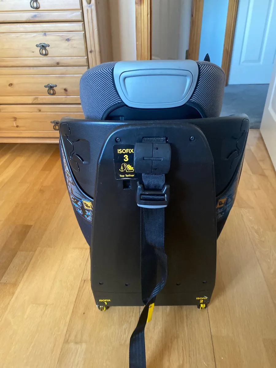 Car seat - Image 2
