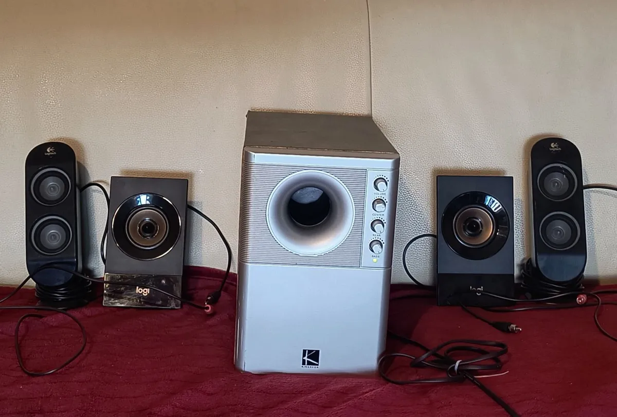 5.1 speaker system with amplifier. - Image 2