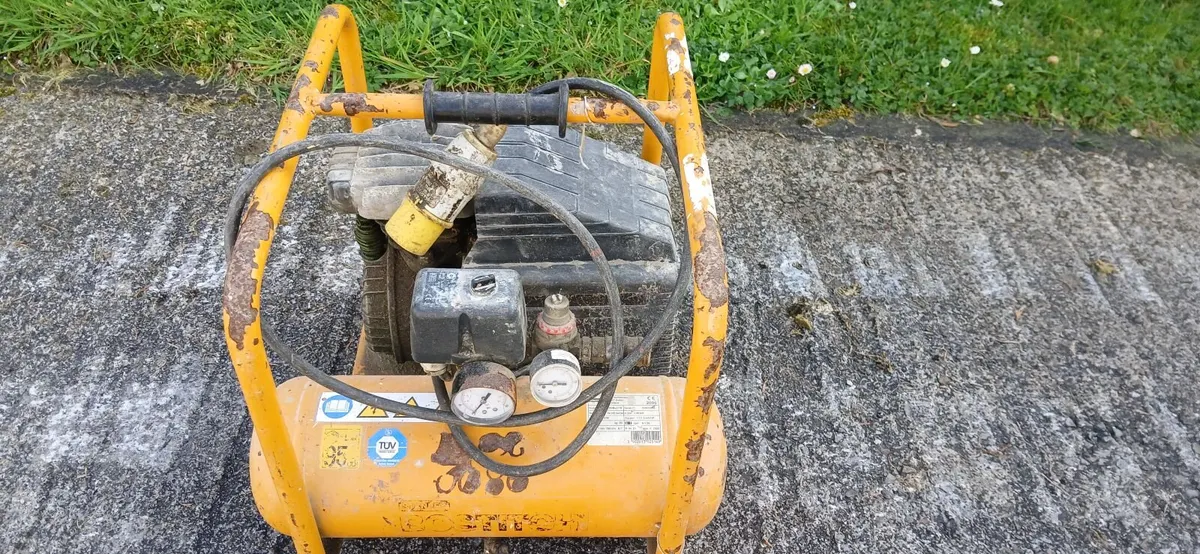 Bostich Portable Air Compressor