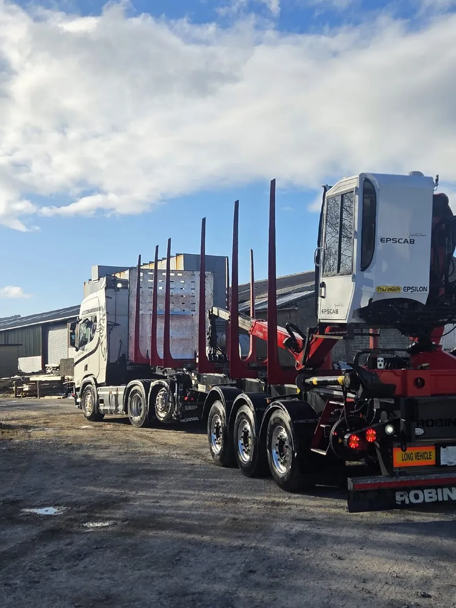2025 cab crane timber trailer - Image 1